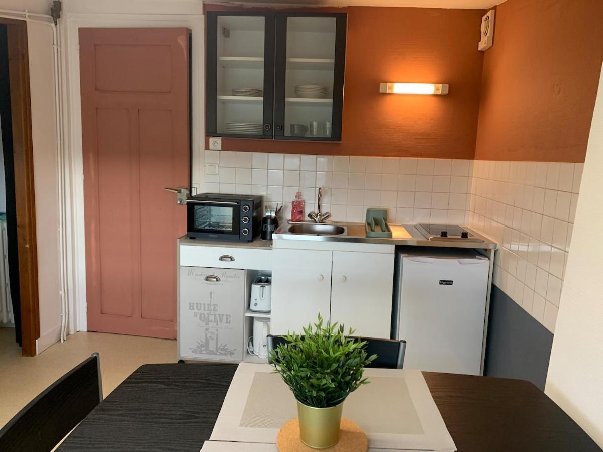 Appartement Charmant Face Au Haras Saint-Lô Eksteriør billede